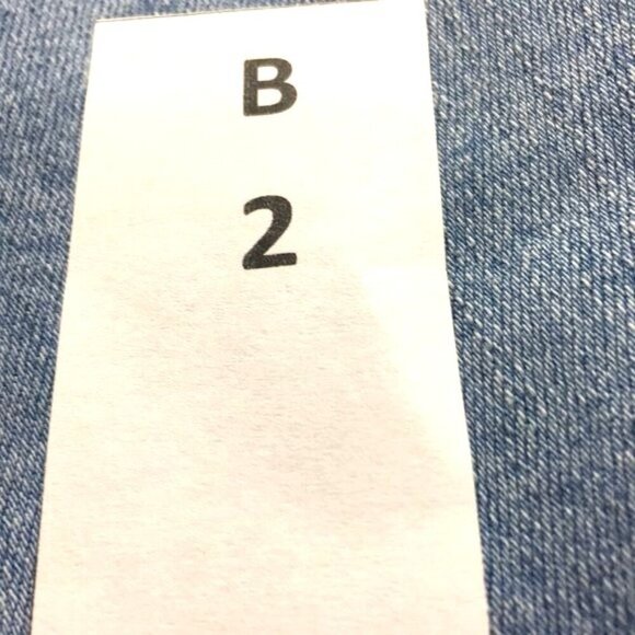 Forever 21 Womens Jeans Stretch Distressed Light Wash Straight Leg Size 14 - Picture 9 of 9